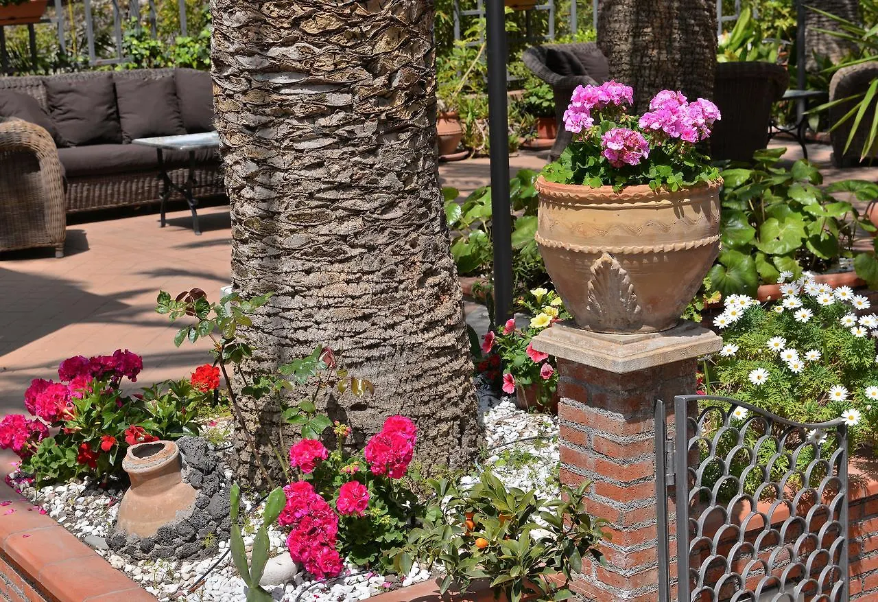 La Pensione Svizzera Taormina Hotel