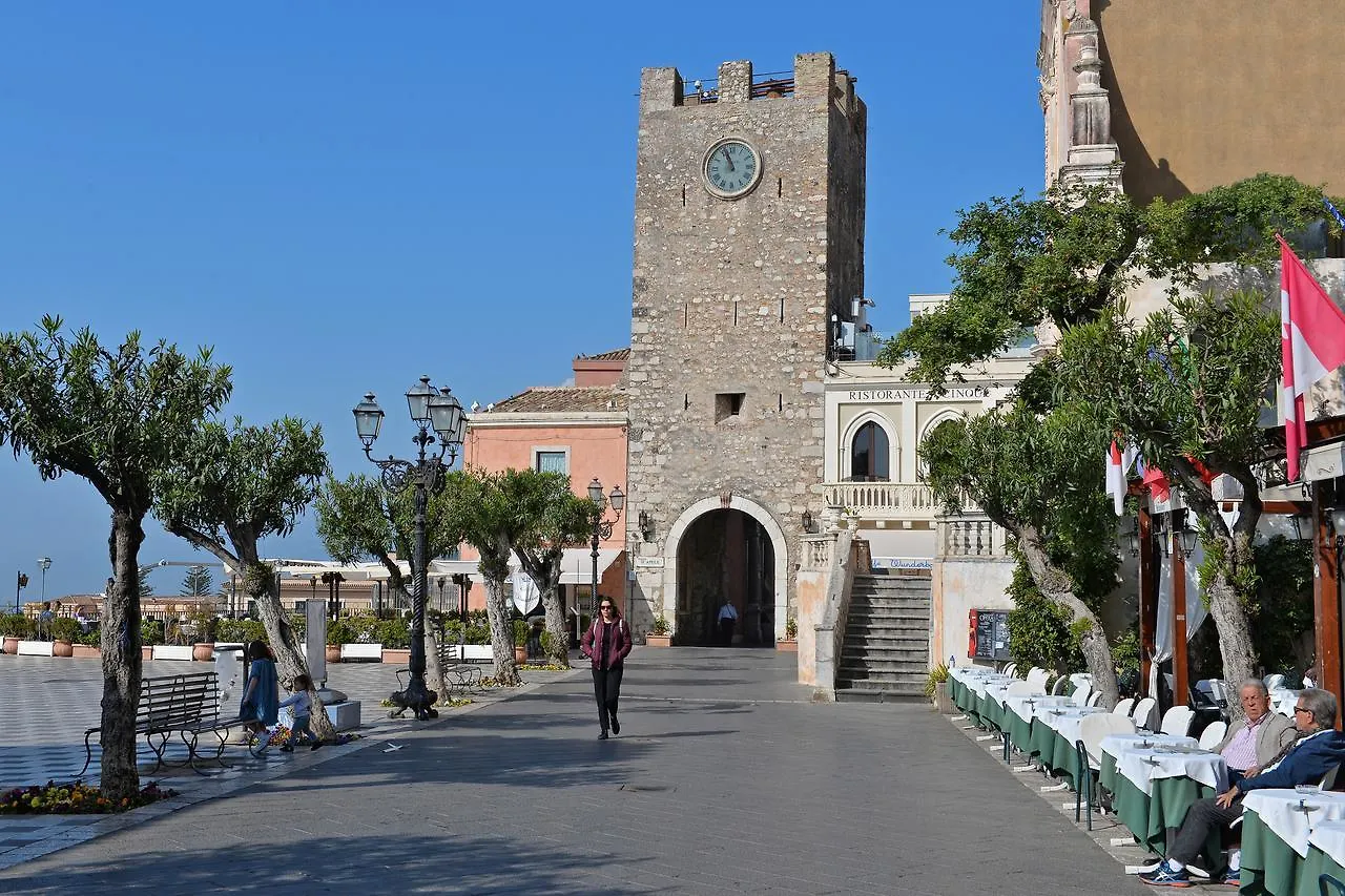 La Pensione Svizzera Taormina Hotel