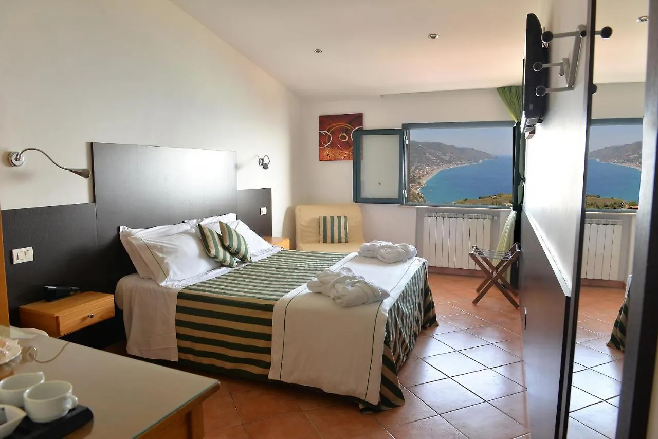 ***  Hotel 